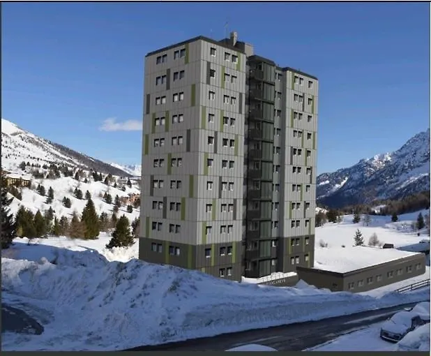 Appartamento Dallo sciatore Passo del Tonale 0*,  Italia